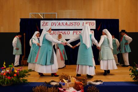 25.2.2024_ljudski pevci in godci trebelno_FOTO_studioPraprotKa108